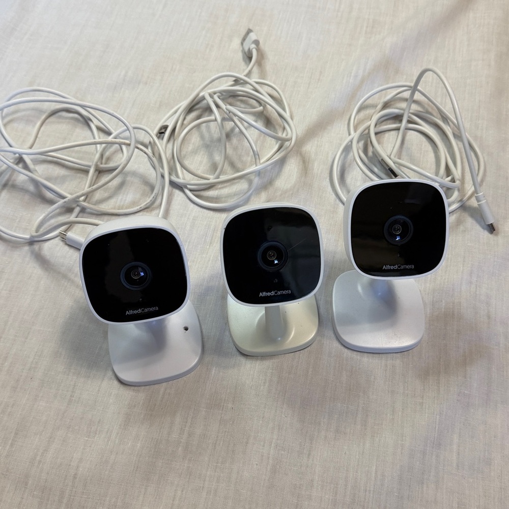 Lot of 3 Alfred Security Cameras